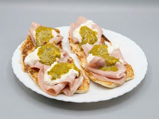 Bruschetta mortadella