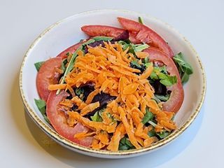 Insalata mista di stagione 