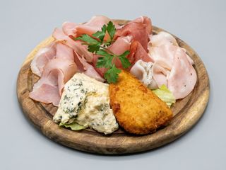 Tagliere di salumi e formaggi
