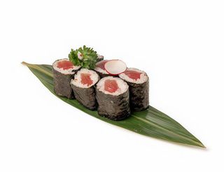 A33. Hosomaki tuna