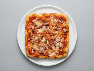 Pizza all'amatriciana