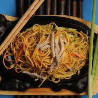 Gnocchio di riso con verdure e maiale