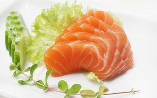 79. Sashimi di salmone