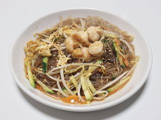 36. Spaghetti di soia con gamberi