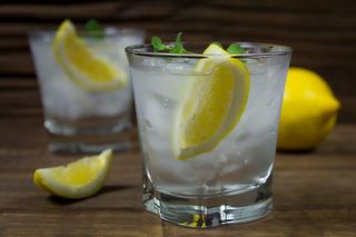 Gin lemon