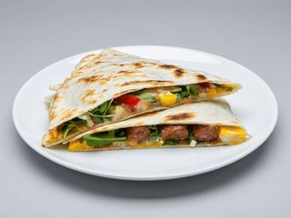 Piadina con erba e salsicia
