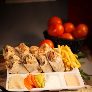 Piatto shawarma di pollo alla libanese 1