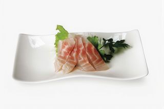 175 Sashimi branzino 4 pezzi