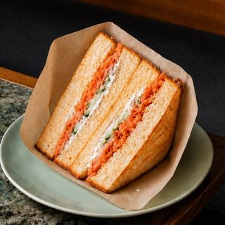 OCEAN BITE SANDO