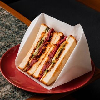 TUNA FLOW SANDO