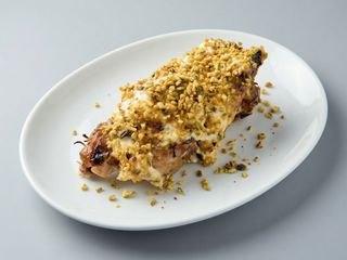 Mezzo Pollo con stracciatella e pistacchio