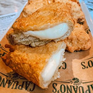 Mozzarella in Carrozza