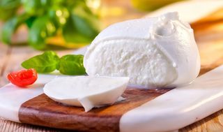 Mozzarella di bufala D.O.C.