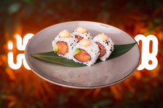 36.Uramaki sake spicy - 4 pezzi