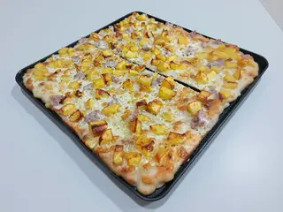 Patate e salsiccia