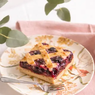 Crostatina alla marmellata di frutti di bosco