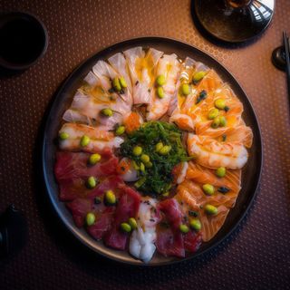 506. Carpaccio grande di pesce misto con salsa di soia ed olio d'oliva