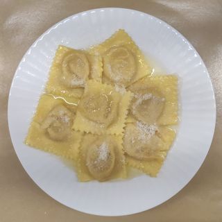 Tortelli di zucca al burro e parmigiano