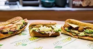 Panino 15cm Con carne e formaggio