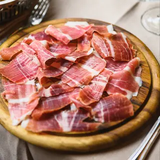 Prosciutto Toscano al coltello