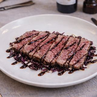 Manzo con Aceto Balsamico e Trevisana