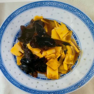 123 Funghi e bambù saltati