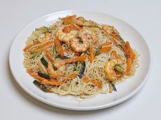 A/216. Spaghetti di riso con gamberi