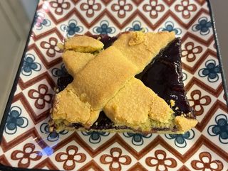 Crostatina alla marmellata di frutti di bosco