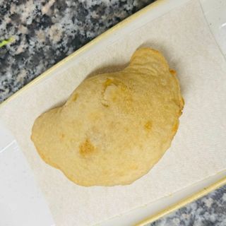 Calzoncino ricotta e salame