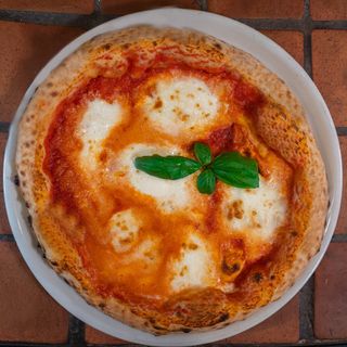 Margherita con bufala