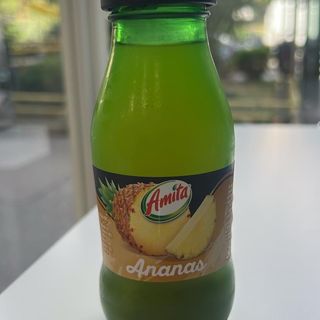 Succo di frutta ananas