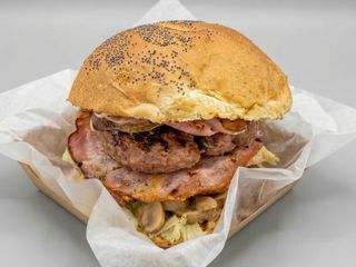 Panino con hamburger di vitello