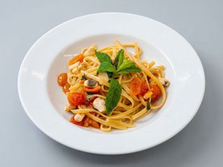Pasta con cernia e pomodorino