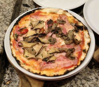 Pizza cotto e funghetti