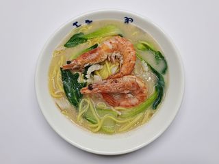 28. Zuppa di spaghetti con frutti di mare 海鲜汤面 