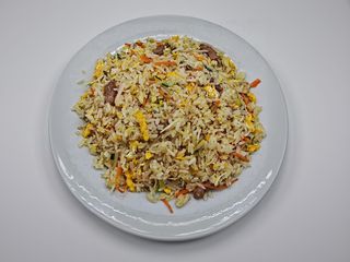 89. Riso con manzo e verdure 什牛饭