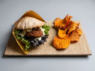 Pita con Falafel
