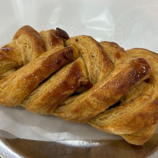 TRECCINA SPECIALE NOCI E  MIELE