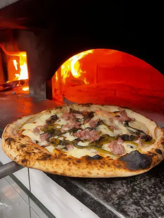 Pizza Salsiccia e Friarielli