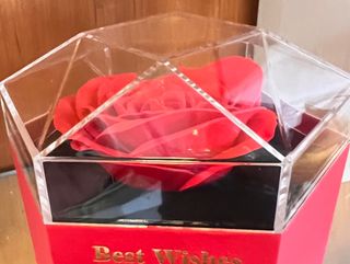 Box esagonale portagioielli rosa cerata