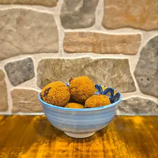 Polpette di melanzane e mozzarella