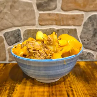 Cheddar e pulled pork