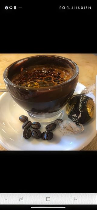 Caffè nocciolato espresso crema di nocciola personalizzata e cacao