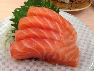 63 Sashimi salmone - 4 pezzi