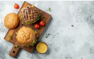 Grande beef burger