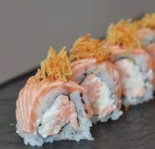 Uramaki Flame Roll