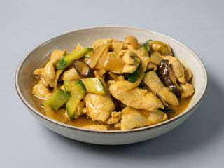 Pollo in Salsa Curry