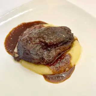 Guancia di vitello brasata al barolo