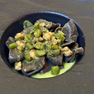 Paccheri con gamberi e asparagi