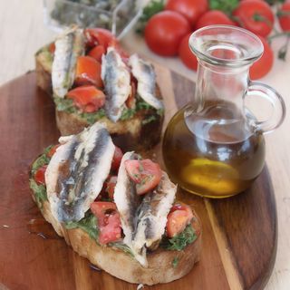 Bruschetta con alici di Cetara